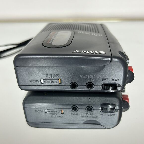 Sony TCM-353V Cassette Player With Recorder VOR Not Tested. - Picture 3 of 10